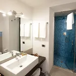 I Vicere Deluxe 4* Naples