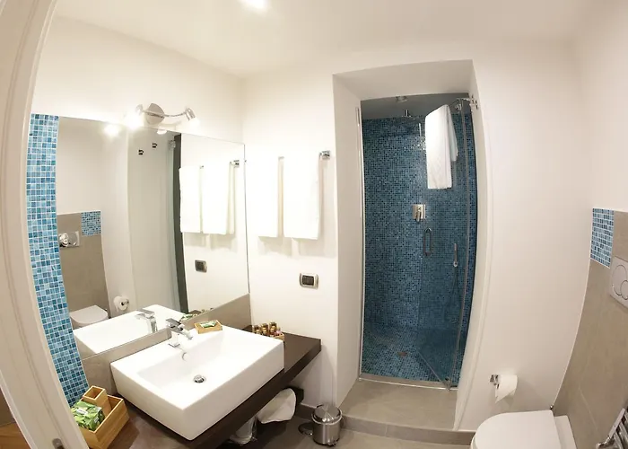 I Vicere Deluxe 4* Naples
