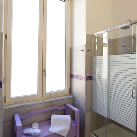 I Vicere Deluxe 4* Nápoly