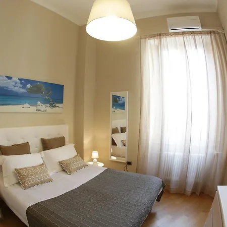 I Vicere Deluxe 4* Nápoly