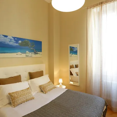 I Vicere Deluxe 4* Nápoly